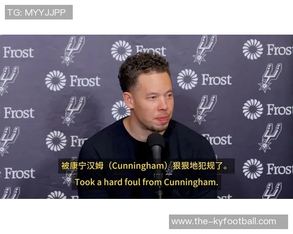 年轻球员激情四溢文班遭双人犯规卡斯尔与米奇争执双双被罚 年轻球员激情四溢文班遭双人犯规卡斯尔与米奇争执双双被罚